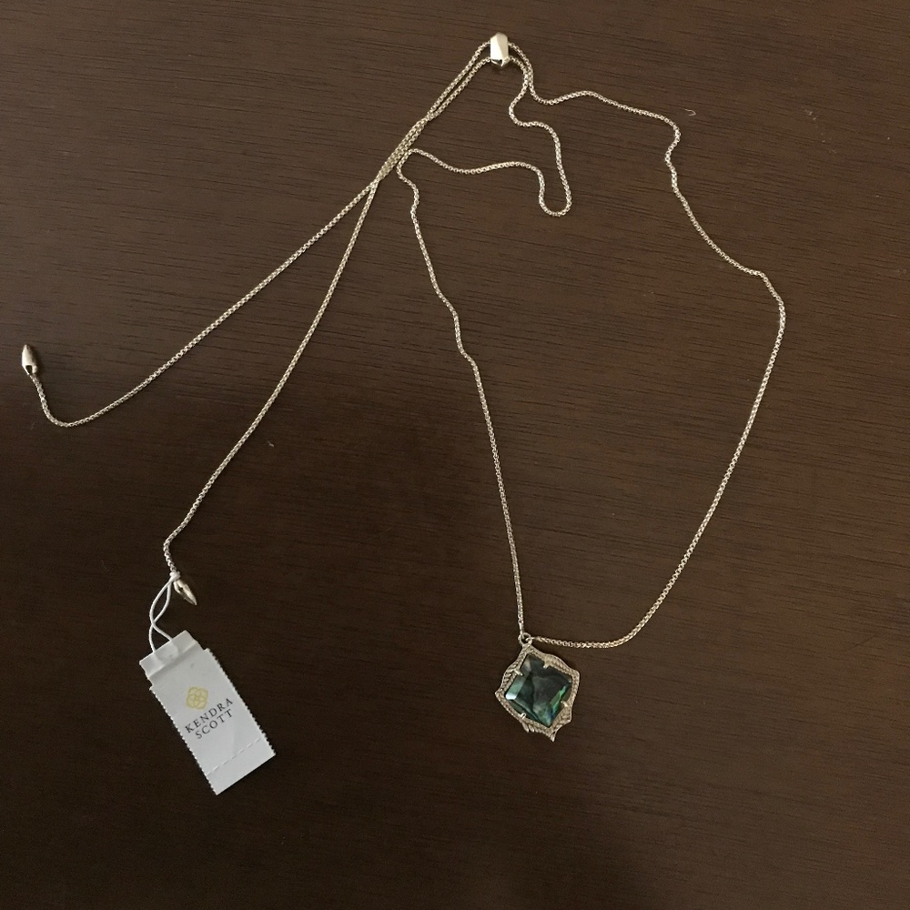 Kendra Scott Kacey necklace